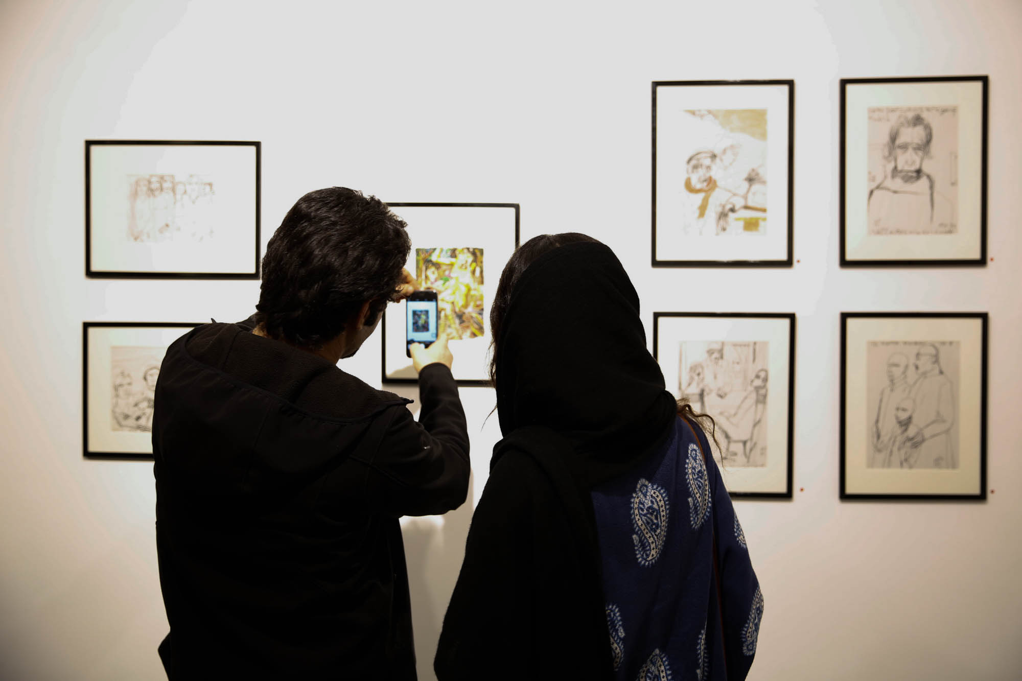 افتتاحیه نمایشگاه طراحی منوچهر صفرزاده در گالری هور