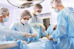 گرفتن عکس برهنه از بیماران زن قبل از عمل جراحی!