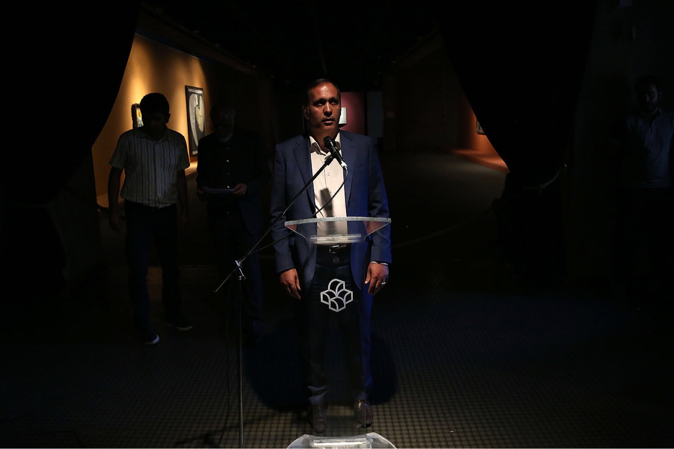 نمایشگاه آثار ناصر اویسی در موزه هنرهای معاصر